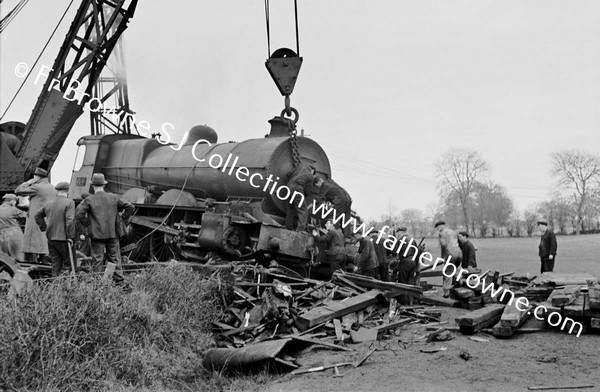 SALVAGING  WRECKED TRAIN